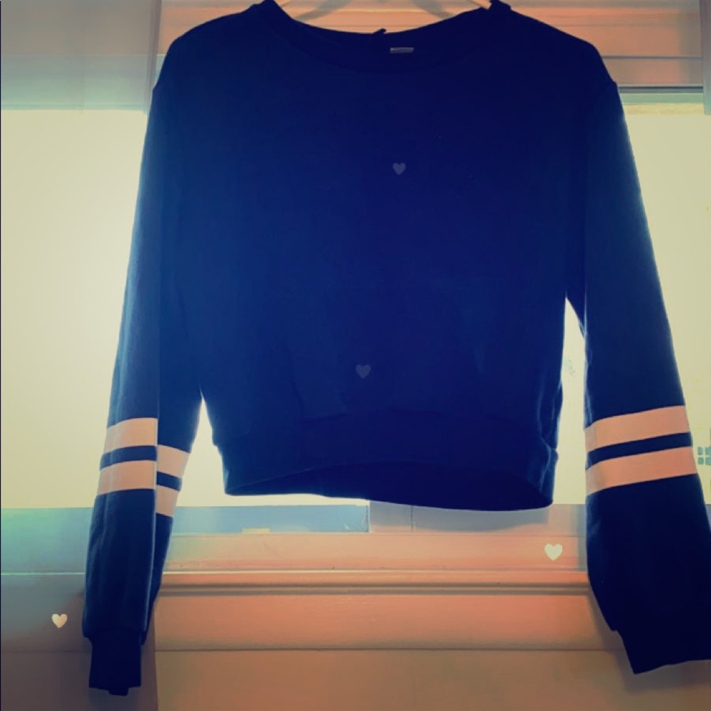 Cropped sweatshirt from H&M